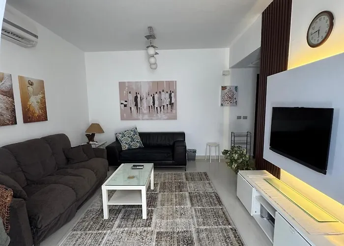 Farrah Luxury Apartment